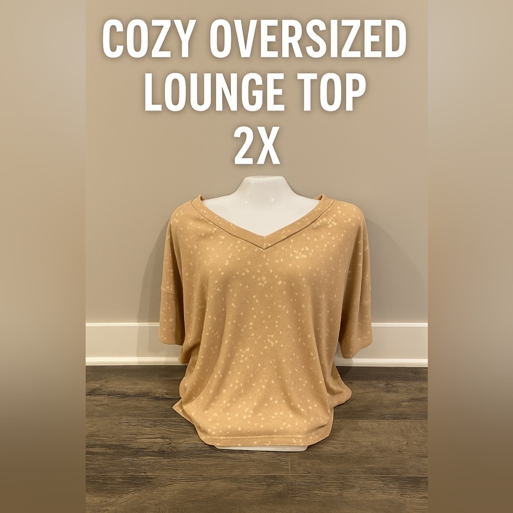 Cozy Tan Star Print Oversized V-Neck Lounge Top | Size 2X